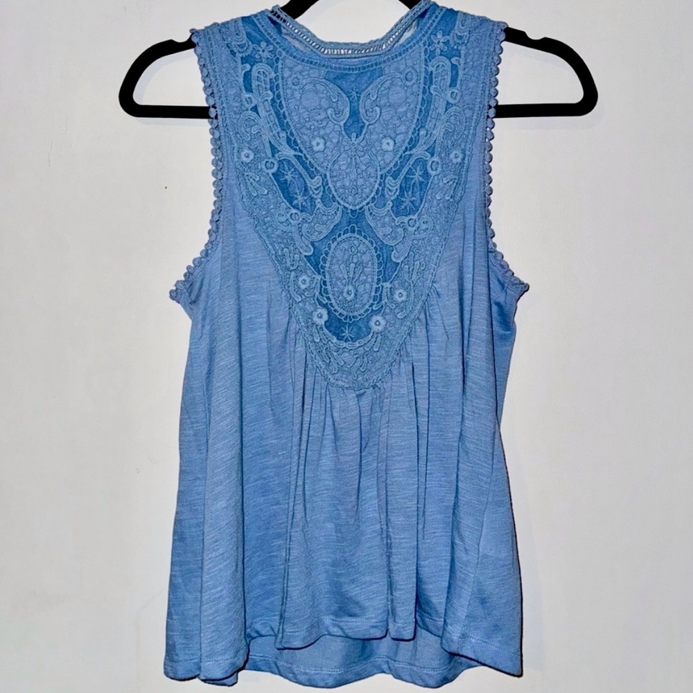 ✨ ALTAR’D STATE Light Blue Crochet & Lace Sleeveless Blouse – Women’s Size S